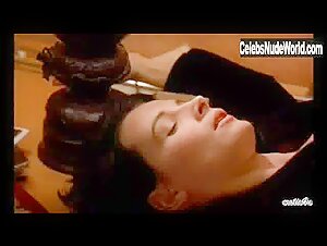 Juliette Binoche Stocking , Kissing in Damage (1992) 7