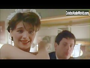 Juliette Binoche in Rendez-vous (1985) 16