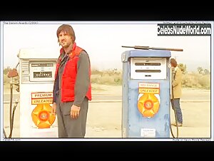 Juliette Lewis in Darwin Awards (2006) 12