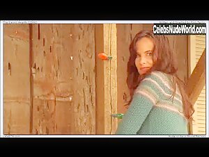 Juliette Lewis in Darwin Awards (2006) 7
