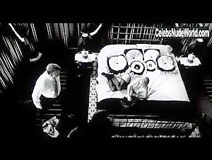 Juno Temple in Sin City: A Dame to Kill For (2014) 5