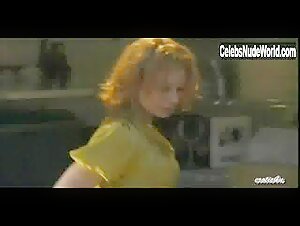 Justine Joli nude , boobs in Life on Top (series) (2009) 1