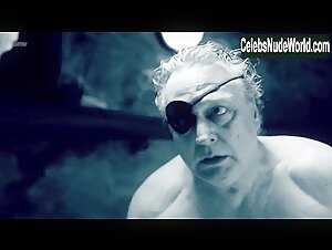 Kamila Kaminska in Angel of Death (short) (2017) 18