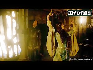 Karen Hassan in Vikings (series) (2013) 9