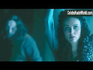 Karen Hassan Costume , Butt in Vikings (series) (2013) 10