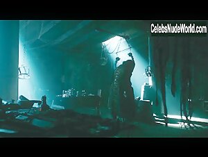 Karen Hassan Costume , Butt in Vikings (series) (2013) 3