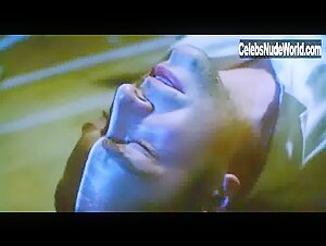 Kari Wuhrer in King of the Ants (2003) 11