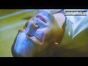 Kari Wuhrer in King of the Ants (2003) 17