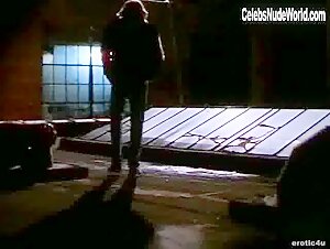 Kari Wuhrer Shower , Voyeur scene in Sensation (1994) 4