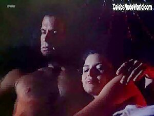 Kari Wuhrer Shower , Kissing in Terminal Justice (1996)