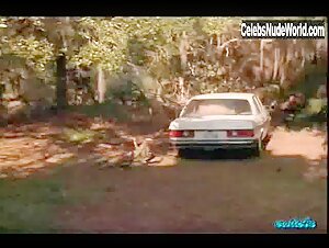 Kari Wuhrer Car Sex , Couple in An Occasional Hell (1996) 13