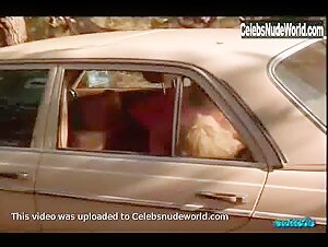 Kari Wuhrer Car Sex , Couple in An Occasional Hell (1996) 20