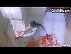 Kari Wuhrer in Hellraiser: Deader (2005) 15