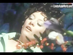 Karin Lorson in Hausfrauen-Report 2: Der neue Hausfrauen-Report (1971) 11