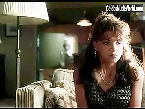 Karina Arroyave in One Eight Seven (1997) 5