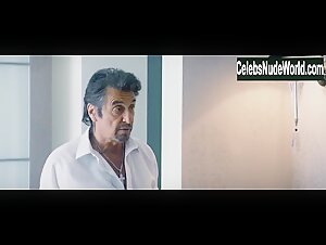 Katarina Cas in Danny Collins (2015) 13