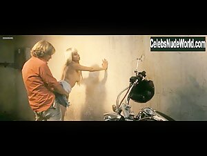 Katarina Zutic in Srpski film (2010)