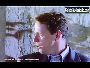 Kate Beckinsale in Haunted (1995) 10
