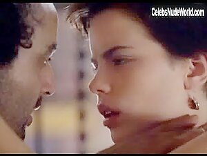 Kate Beckinsale in Uncovered (1994) 16