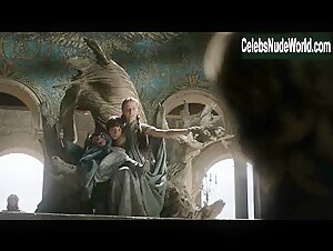 Kate Dickie in Game of Thrones (series) (2011) 19
