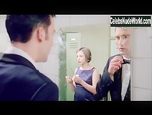 Kate Hardie in Croupier (1998) 16