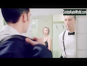 Kate Hardie in Croupier (1998) 4