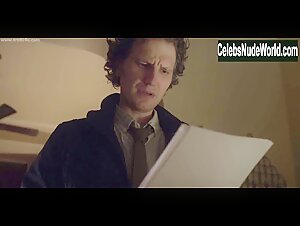 Kate Mara Flasing , boobs in House of Cards (series) (2013) 12
