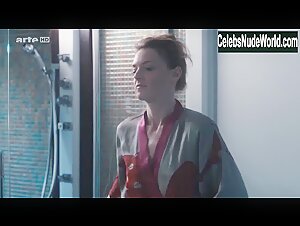 Kate Moran in Cannabis (series) (2016) 14