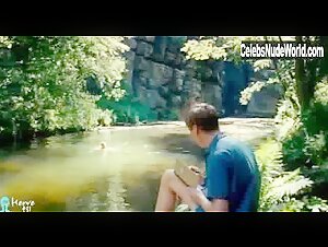Kate Winslet Outdoor , boobs scene in Reader (2008) 6