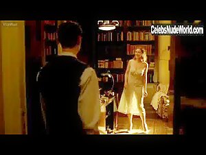 Kate Winslet TRansparent Dress , boobs in Reader (2008)