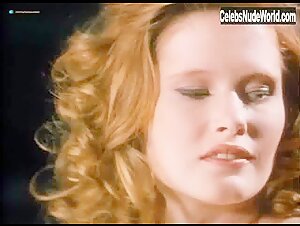 Kathleen Kinmont in Art of Dying (1991) 9