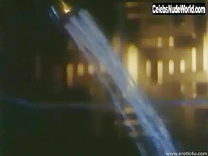 Kathleen Kinmont Shower , Brunette in CIA Code Name: Alexa (1992) 2