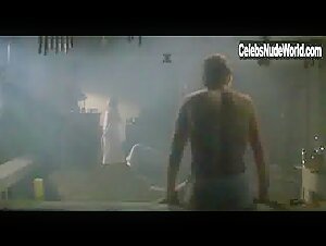 Kathleen Turner Gets Dressed , Vintage in Body Heat (1981) 12
