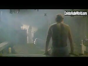 Kathleen Turner Gets Dressed , Vintage in Body Heat (1981) 14