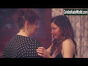 Kathryn Hahn Kissing , Threesome in Mrs. Fletcher (series) (2019) 1