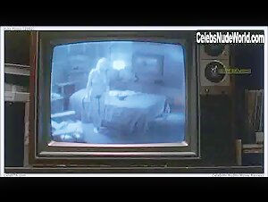 Katie Lohmann in Auto Focus (2002) 4
