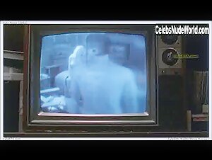 Katie Lohmann in Auto Focus (2002) 7