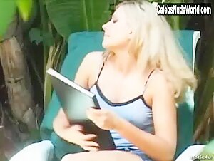 Laurie Wallace in Emmanuelle's Private Collection: Emmanuelle vs. Dracula (2004) 1