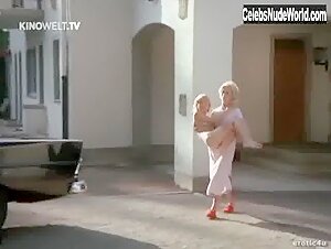 Katja Buchele Butt , boobs in Das Madchen mit der heisen Masche (1972) 14