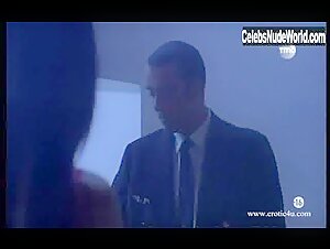Katsumi Sexi Dress , Nipple in Une inaccessible seductrice (2004) 3