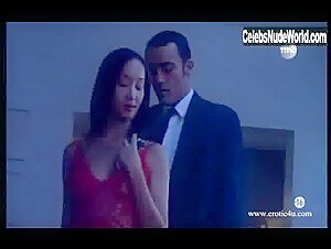 Katsumi Sexi Dress , Nipple in Une inaccessible seductrice (2004)