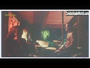 Kay Lenz nude, boobs scene in Breezy (1973) 5
