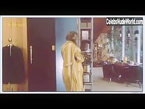 Kay Lenz Explicit , Gets Dressed scene in Breezy (1973) 15
