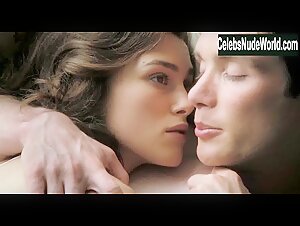 Keira Knightley in Edge of Love (2008) 19