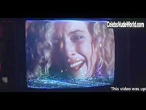 Kelly Preston in 52 Pick-Up (1986) 15