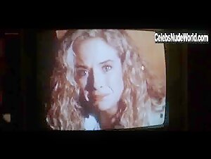 Kelly Preston in 52 Pick-Up (1986)