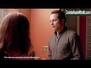 Keri Russell Lingerie , Shower in Americans (series) (2013) 10