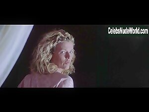 Kim Basinger in I Dreamed of Africa (2000) 6