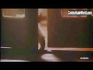 Kim Basinger Blinfold , Sensual in Nine and half Weeks (1986) 1