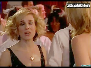 Kim Cattrall in Sex and the City (series) (1998) 4